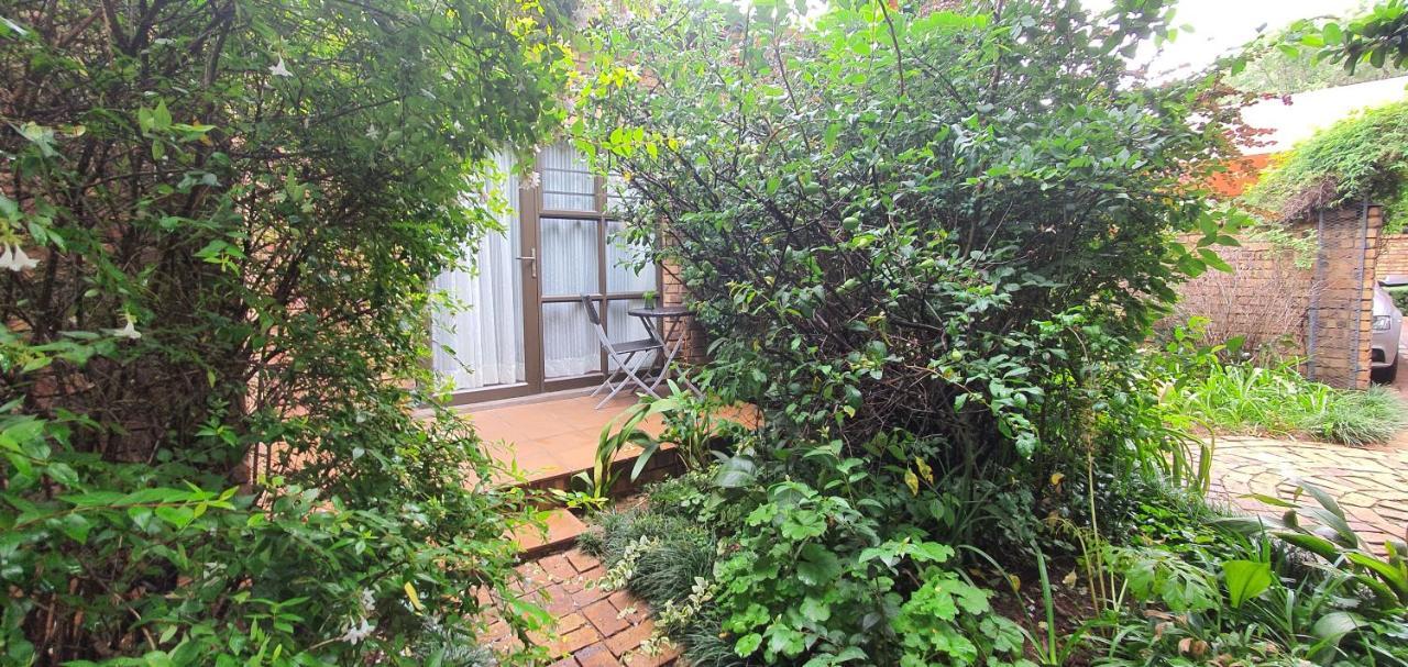 Aero Lodge Guest House Middelburg  Exterior photo